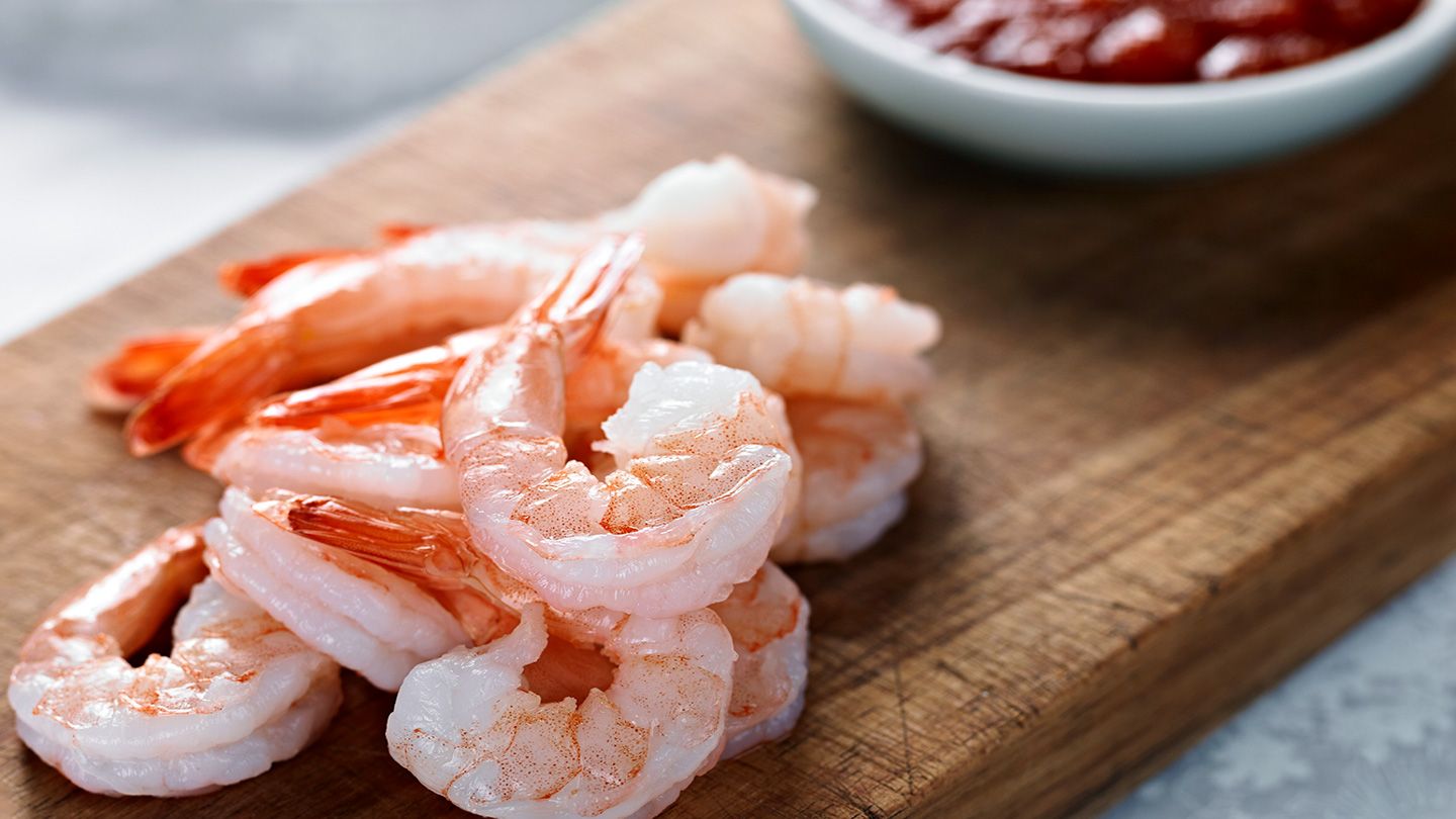 Quick-and-Easy-Snacks-for-Diabetes-Shrimp-Cocktail-1440x810